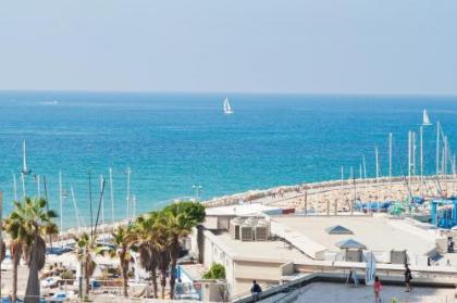 Luxury Apts 5-min Walk to Gordon Beach by Sea N' Rent - image 16