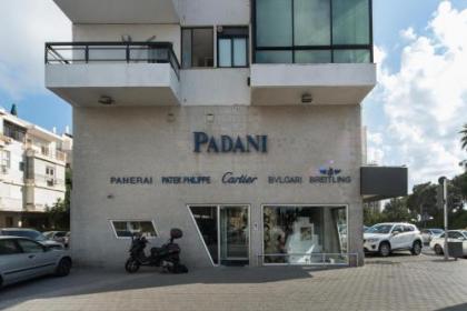 Luxury Apts 5-min Walk to Gordon Beach by Sea N' Rent - image 20