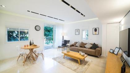 Beach Apartments TLV - Exclusive - image 13