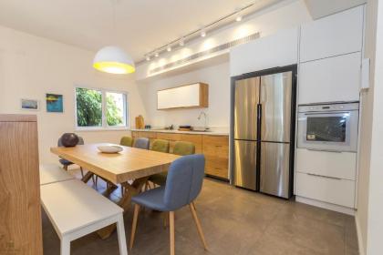 Beach Apartments TLV - Exclusive - image 15