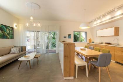 Beach Apartments TLV - Exclusive - image 7