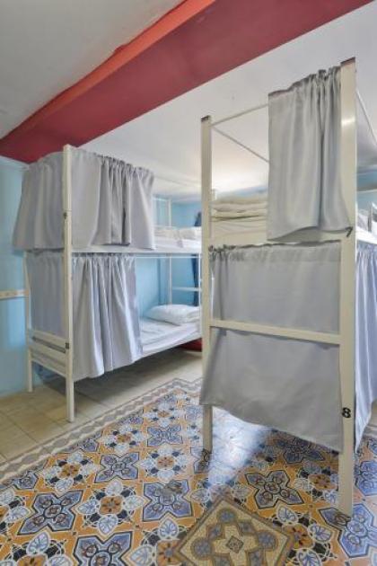 Roger's Hostel Tel Aviv (age 18-45) - image 11