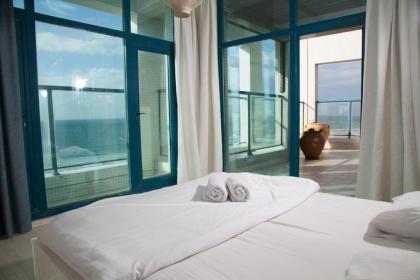 M Sea Suites - By The Beach - image 14