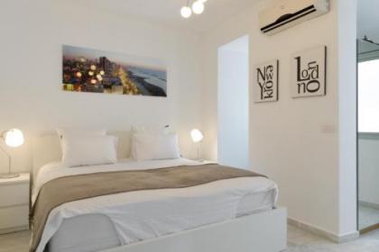 Frishman 3 Bedrooms Apartment - image 20