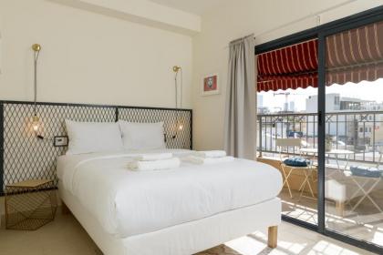 LuKa 15 - By Beach Apartments TLV - image 12