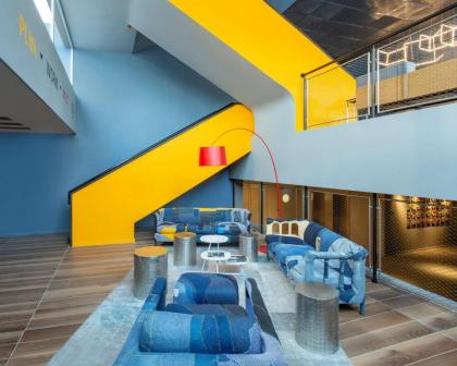 Link Hotel & Hub