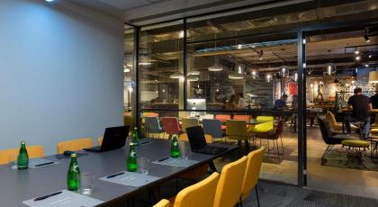 Link Hotel & Hub - image 7