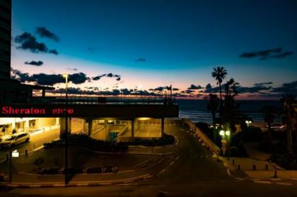 Sea View Apartment Prime Location On The Beach - image 12