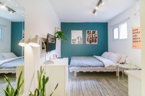 Beta Studios ApartHotel - image 2