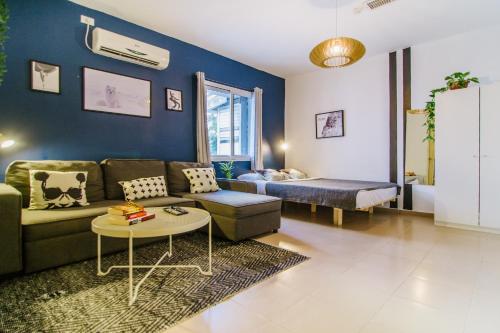 Beta Studios ApartHotel - image 4
