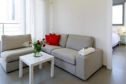 Beach & City Center Apt by FeelHome - image 10