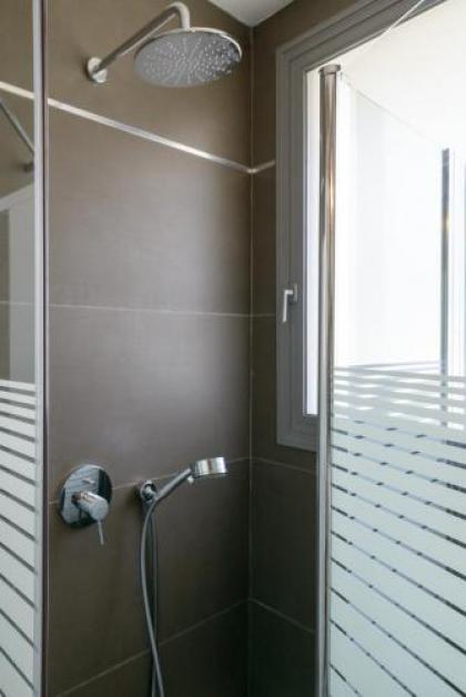 Beach & City Center Apt by FeelHome - image 9