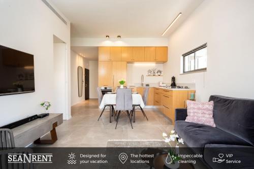 Beautiful City Apt w/Balcony by Sea N' Rent - main image