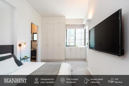 Beautiful City Apt w/Balcony by Sea N' Rent - image 12