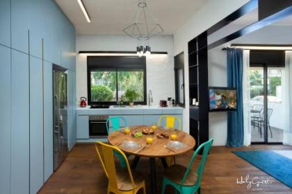 Loftstyle Beach in Gordon ByHolyguest - image 1