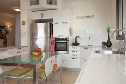 Cosy 1BR near Beach by FeelHome - image 14