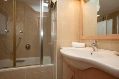 Cosy 1BR near Beach by FeelHome - image 6