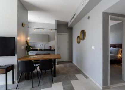 The Roof - By Sea Land Suites - image 15