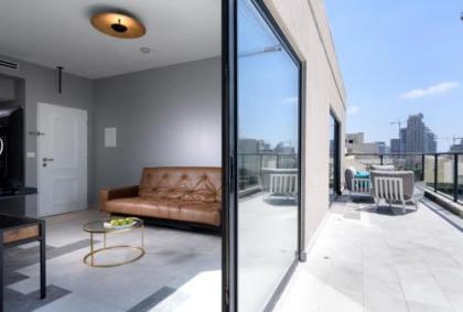 The Roof - By Sea Land Suites - image 5