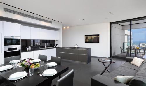 Unique Loft 1BR in White City by HolyGuest - image 2