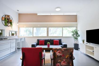 Great 2BR in Lassale street by HolyGuest - image 3