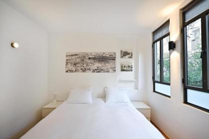 Nice 2BR near Gordon Beach by HolyGuest - image 19