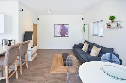 Cherry Blossom - Cozy 1BR in the Old North - image 3
