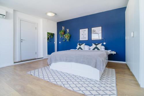 Ben Yehuda Rooftop Apartments - image 2