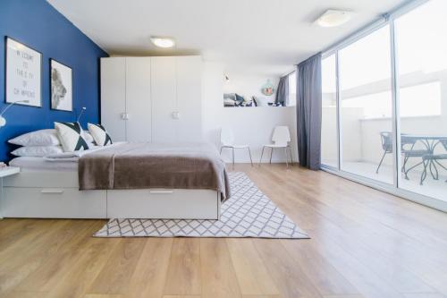 Ben Yehuda Rooftop Apartments - image 7