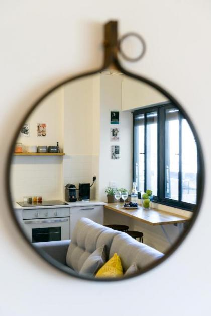 16 HaRakevet Street - By Beach Apartments TLV - image 13