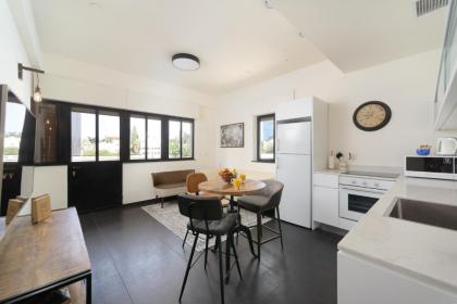 16 HaRakevet Street - By Beach Apartments TLV - image 19