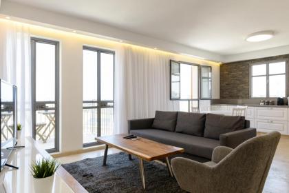 6 Ben Azariah - By Beach Apartments TLV - image 18