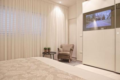 Ella SR by TLV2rent - image 18