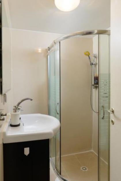 Sea View Designed Studio Apartment in Front of Hilton TLV - image 14