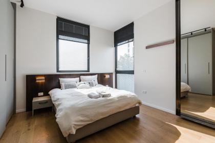 Luxury 3 Bdr Apartment Neve Tzedek #N17 - image 8