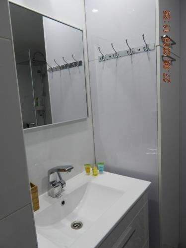 Luxury Apartment Port of Jaffa - image 4
