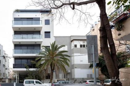 White House 3BR in Gordon Beach by HolyGuest - image 15