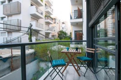 Trendy with balcony on Sheinkin by FeelHome - image 13