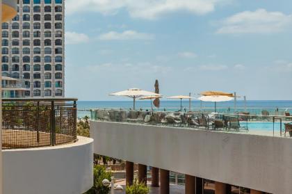 Dream Beach TLV Hotel And Spa - image 3