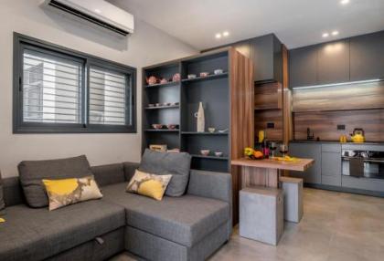 Stylish Studio City Apt w Private Balcony by Sea N' Rent - image 20