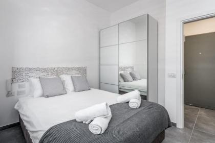 Trust Inn - Lovely 1BDR with Balcony in Sheinkin - image 18