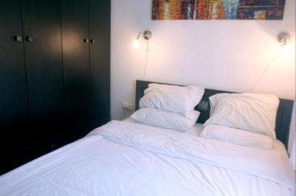 Central apartment with Shelter room -1 bedroom & living room and balcony - image 5