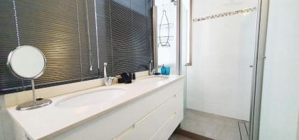BnB Israel Apartments - HaRav Kook Lilas - image 6