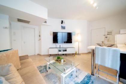 Amazing apartment - 5 min from the beach-Yalarent - image 11