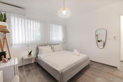 36 Geula - By Beach Apartments TLV - image 15
