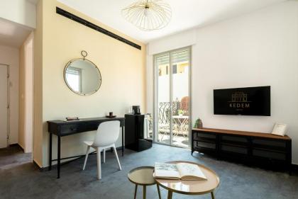 KEDEM - By Beach Apartments TLV - image 10