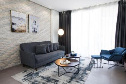 Emilia TLV - image 1