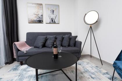 Emilia TLV - image 10