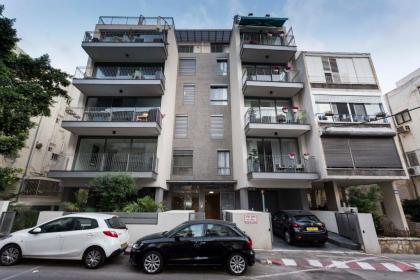 Emilia TLV - image 17