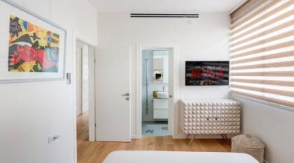 Colorful Shenkin 3-BR by HolyGuest - image 17